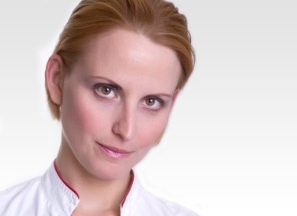 Dr Karin Weurtz-Kozak - Spine Surgery Faculty - eccElearning